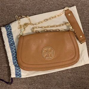 Tory Burch Tan Leather Purse— RESERVED!!!!